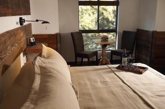 968 Park Hotel
