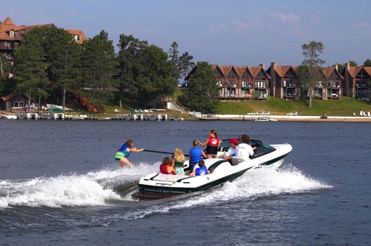 Madden's on Gull Lake